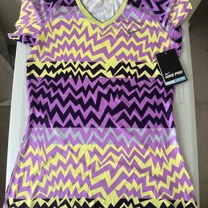 Nike Pro Zigzag Pattern Top